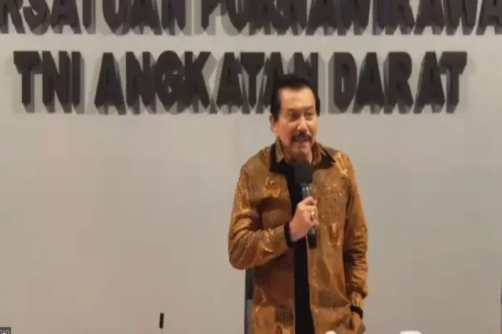 Hendropriyono Minta...