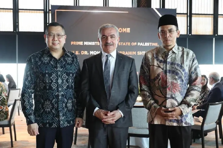 HT dan TGB Bertemu Perdana...