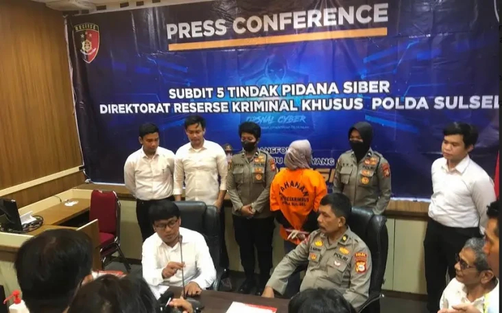 Selvi Pelaku Penipuan...