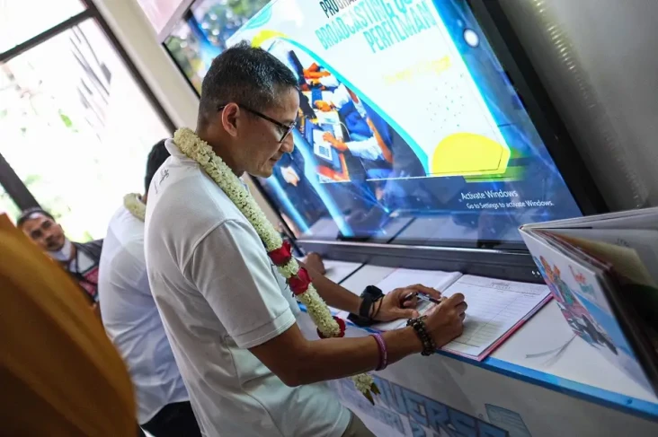 Menparekraf Promosikan...