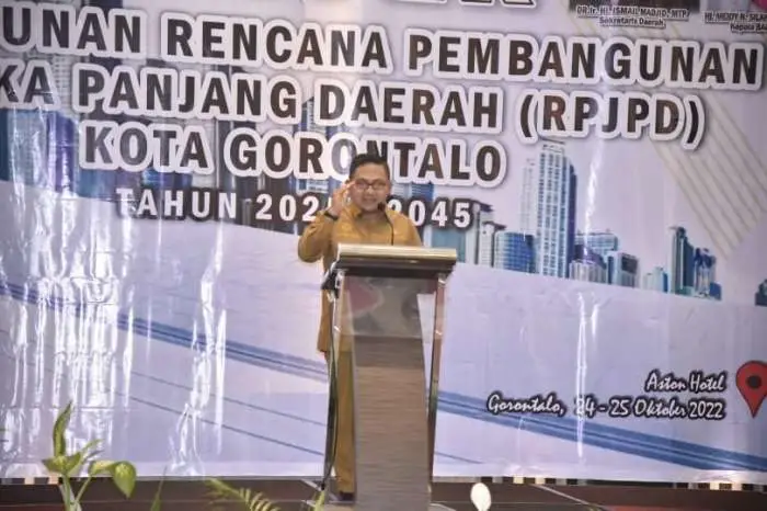 Wali Kota Marten Taha:...