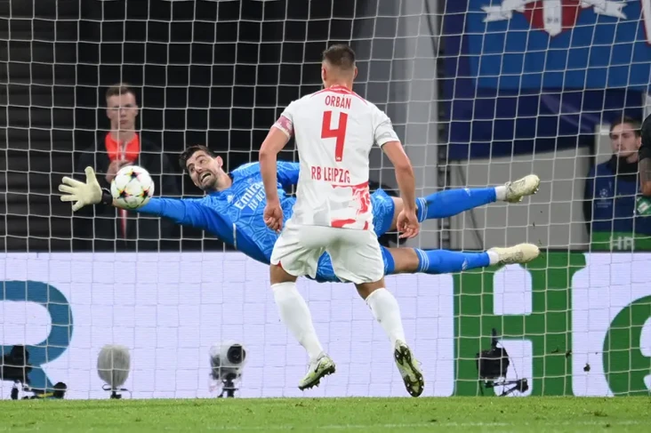 Hasil RB Leipzig vs...