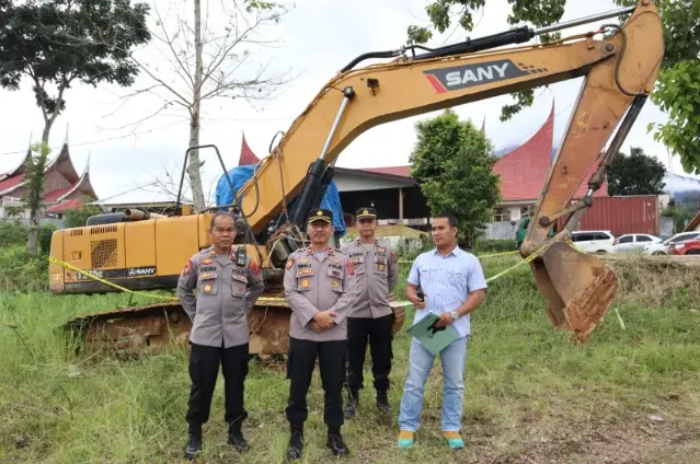 Tambang Emas Ilegal...