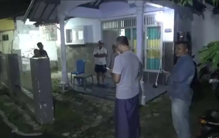 Wanita Pengusaha Salon...