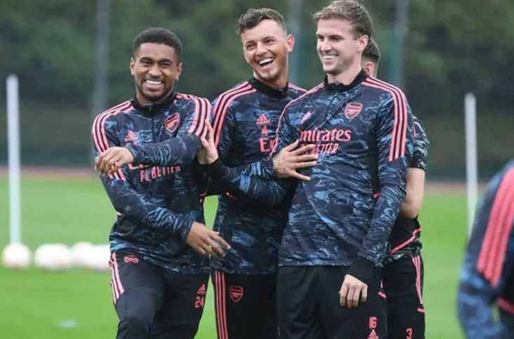 PSV Eindhoven vs Arsenal:...