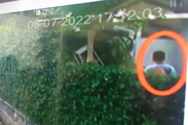 Rekaman CCTV, Arif Rachman...