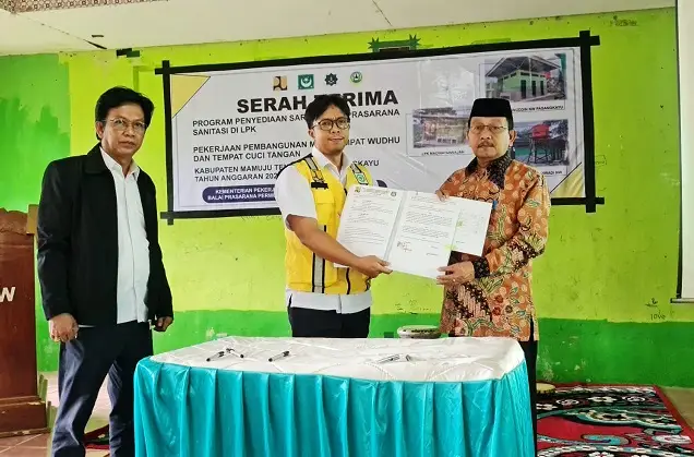 Bupati Pasangkayu Resmikan...