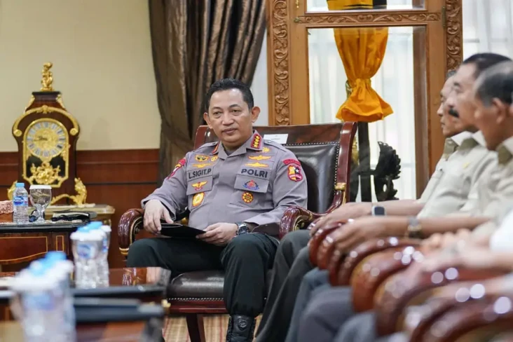 Jenderal Sigit Ucapkan...