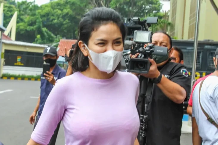 Ajukan Penangguhan Penahanan,...