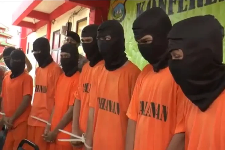 7 Remaja di Batam Jadi...