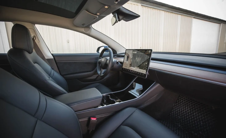 Parah, Tesla Recall...