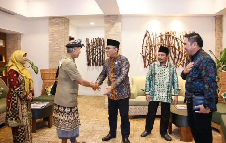 Ketum PBNU Tiba di Bali,...
