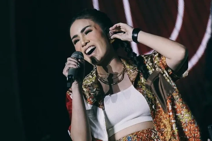 5 Artis Cantik yang...