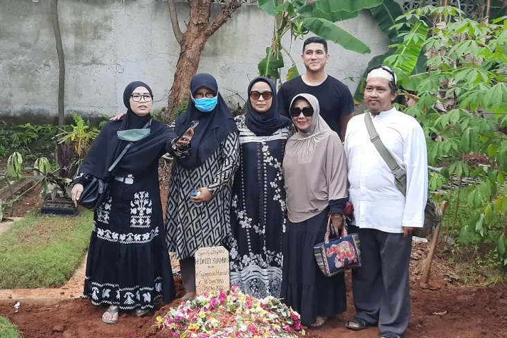 Prosesi Pemakaman Ayah...