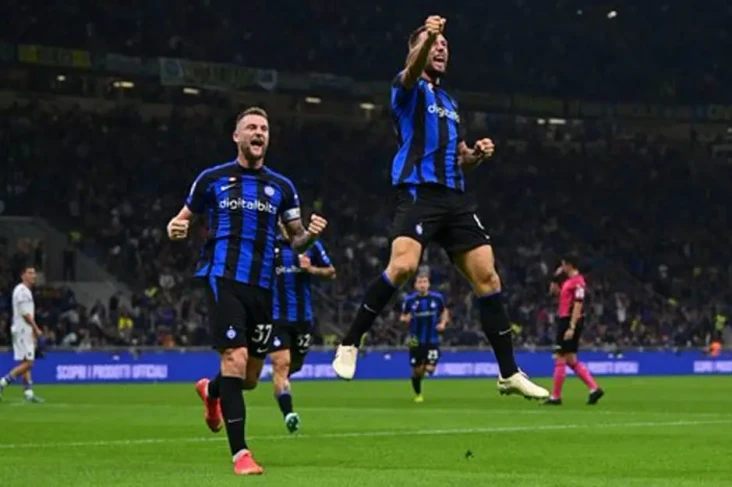 Hasil Inter Milan vs...