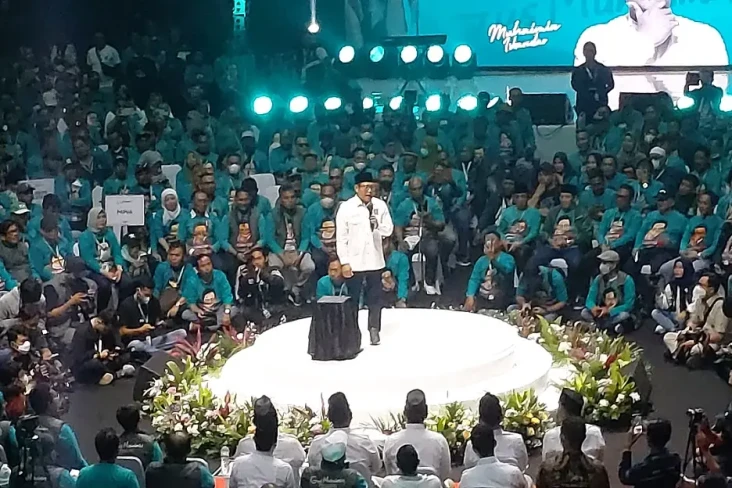 Di Depan Ratusan Kader...