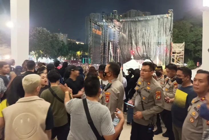 Konser Musik Dihentikan,...