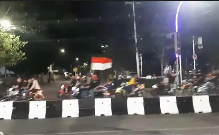 Konvoi Motor Ugal-ugalan...