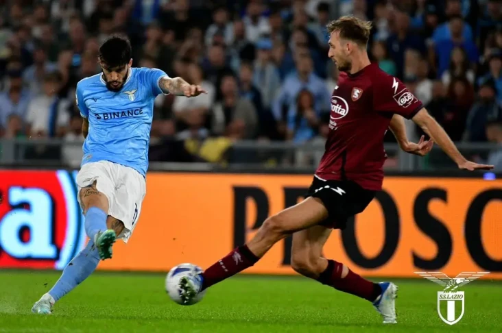 Hasil Lazio vs Salernitna:...
