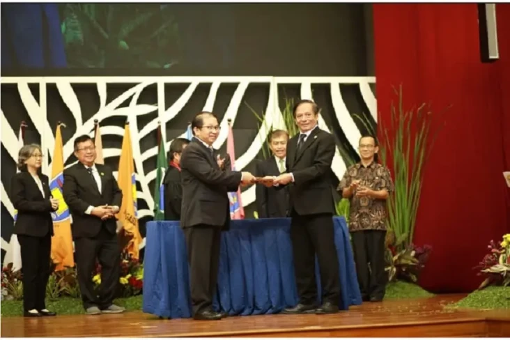 Kampus Diminta Terus...