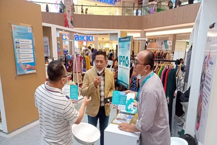 IPRO Sosialisasikan...