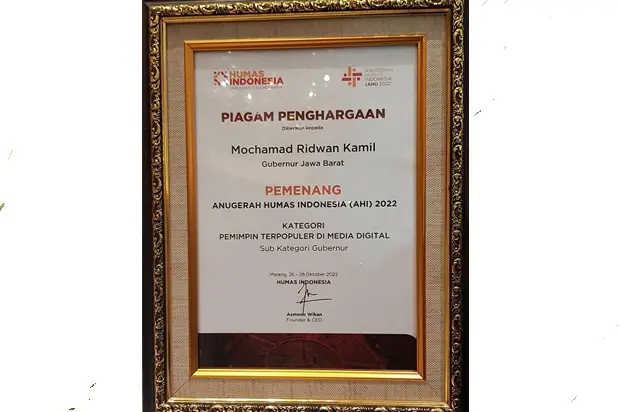 Ridwan Kamil dan Pemprov...