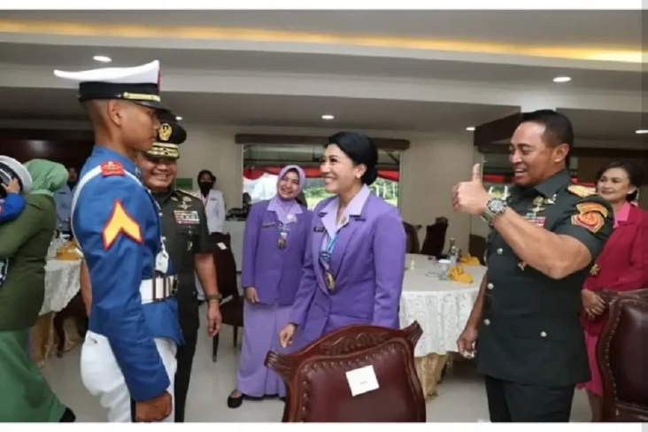 Wisuda Prabhatar TNI,...