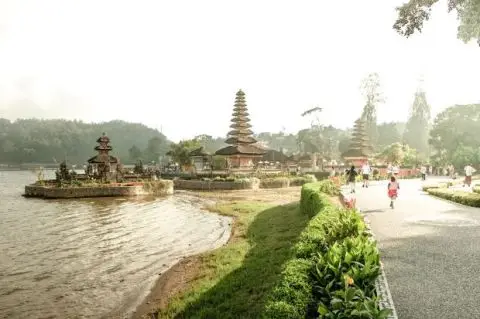 Liburan Turis Jepang...