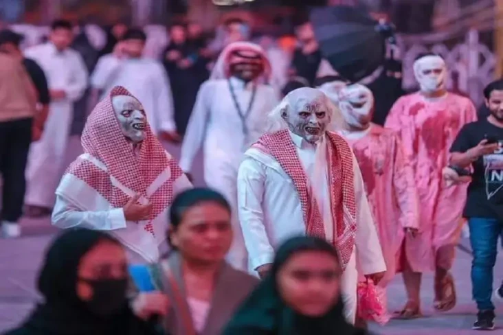 Arab Saudi Dicibir Rayakan...