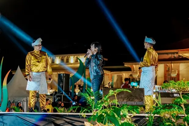 Bobby Nasution Datangkan...