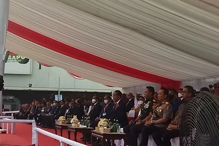 Momen Prabowo, Jokowi,...