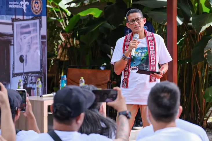Sandiaga Uno Ajak Kalangan...