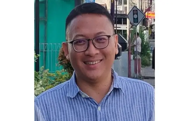 Mengurai Benang Kusut...