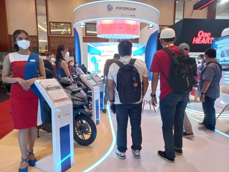 Resmi Dibuka, Booth...
