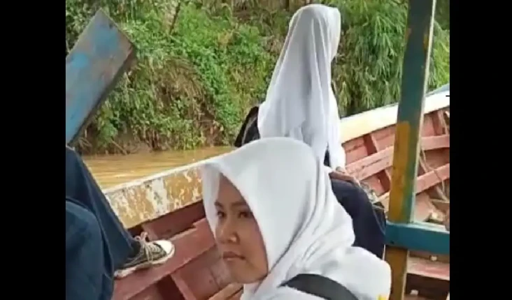 Kisah Siswi SMPN 4 Cibitung...