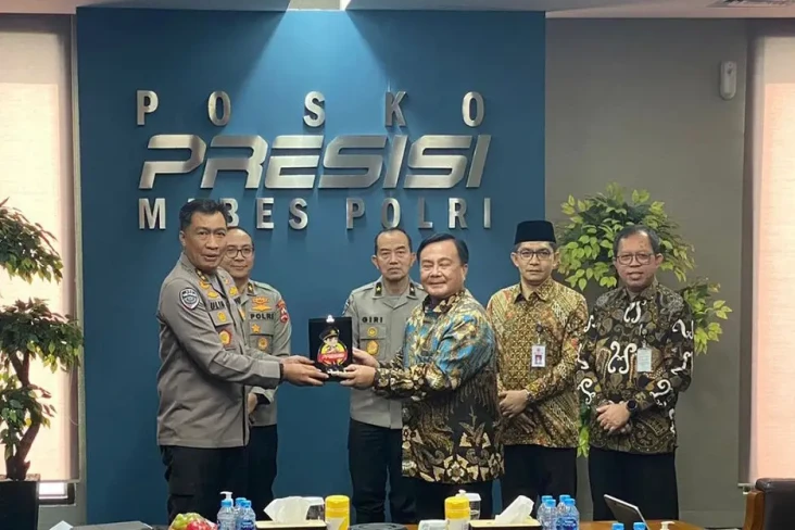 Kompolnas Dukung Program...