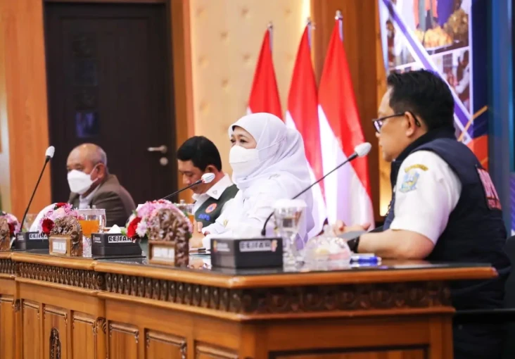 Gubernur Jatim Minta...
