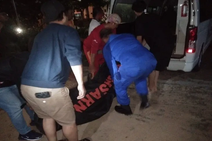 Terseret Ombak di Bali,...