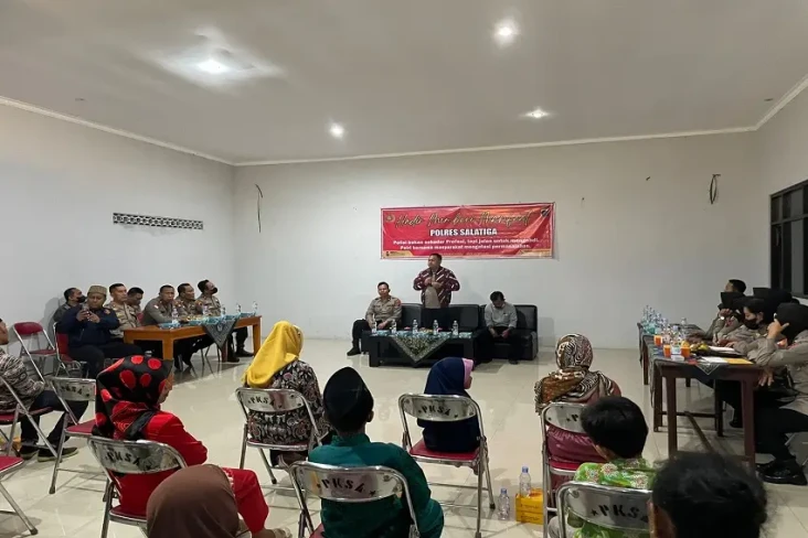 Belanja Masalah, Kapolres...