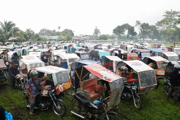 Jumat Berkah, Ganjar...