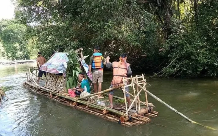 Tarik Wisatawan, Festival...