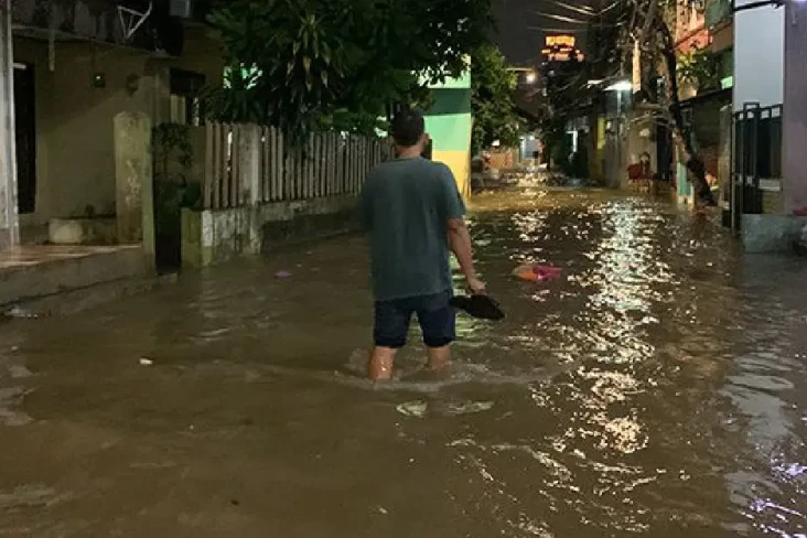 Permukiman Warga Terendam...