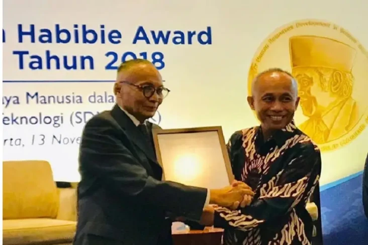 Dosen ITB Peraih Habibie...