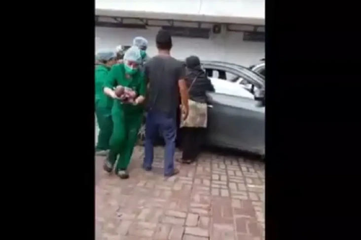 Dramatis, Ibu Muda Melahirkan...