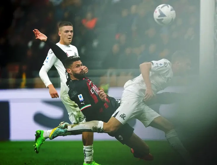 Hasil AC Milan vs Spezia:...