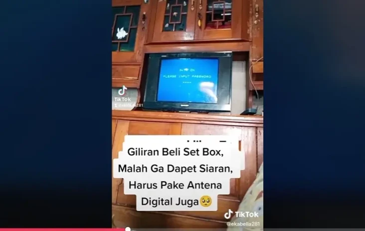Ruwetnya Tangkap Siaran...