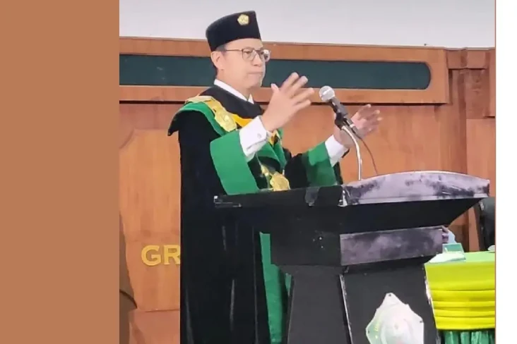 Prof Taruna Ikrar Dikukuhkan...