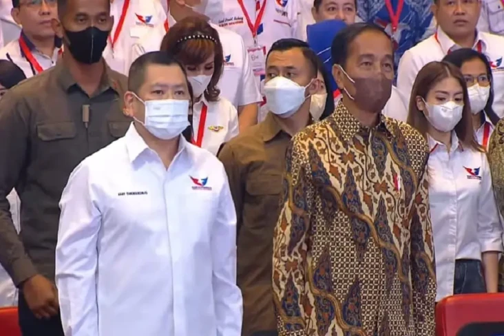 Betah Hadiri HUT ke-8...