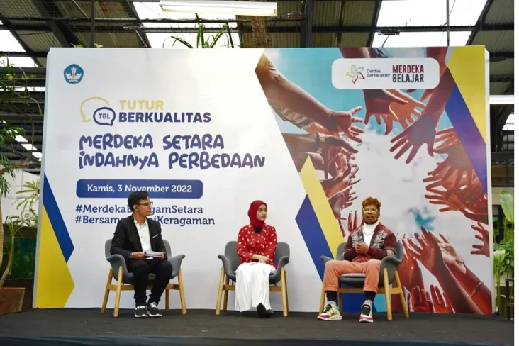 Kemendikbudristek Ajak...
