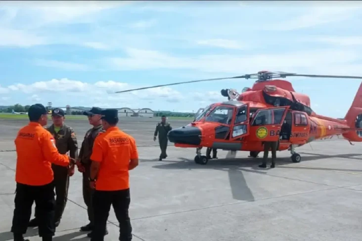 4 Armada Basarnas Tiba...